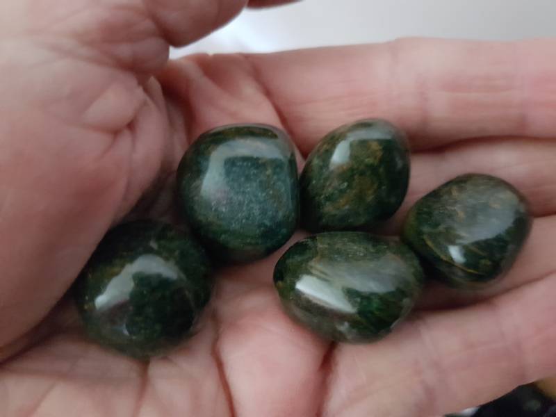 verdelitt - verdelite-green tourmaline
