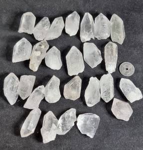 Hovedbilde Bergkrystall r&aring; biter M